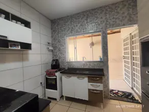 Imagem 2 - Casa em Conjunto Residencial Prefeito Warley Colombini, Araras - SP