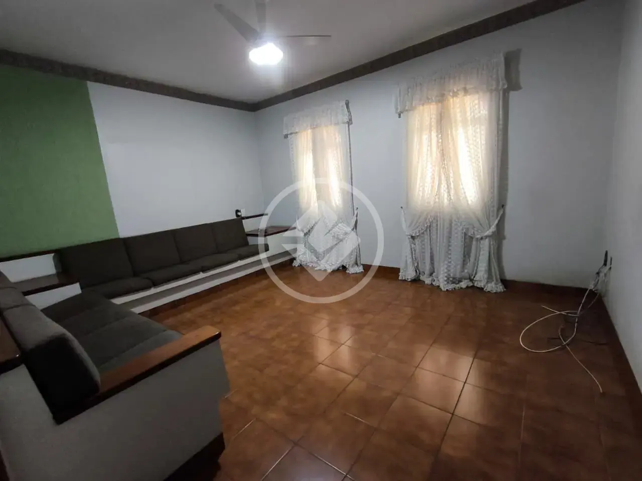 Image 2 - Casa em Parque Santa Cândida, Araras - SP