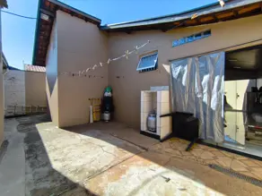 Imagem 2 - Casa em Conjunto Residencial Prefeito Warley Colombini, Araras - SP