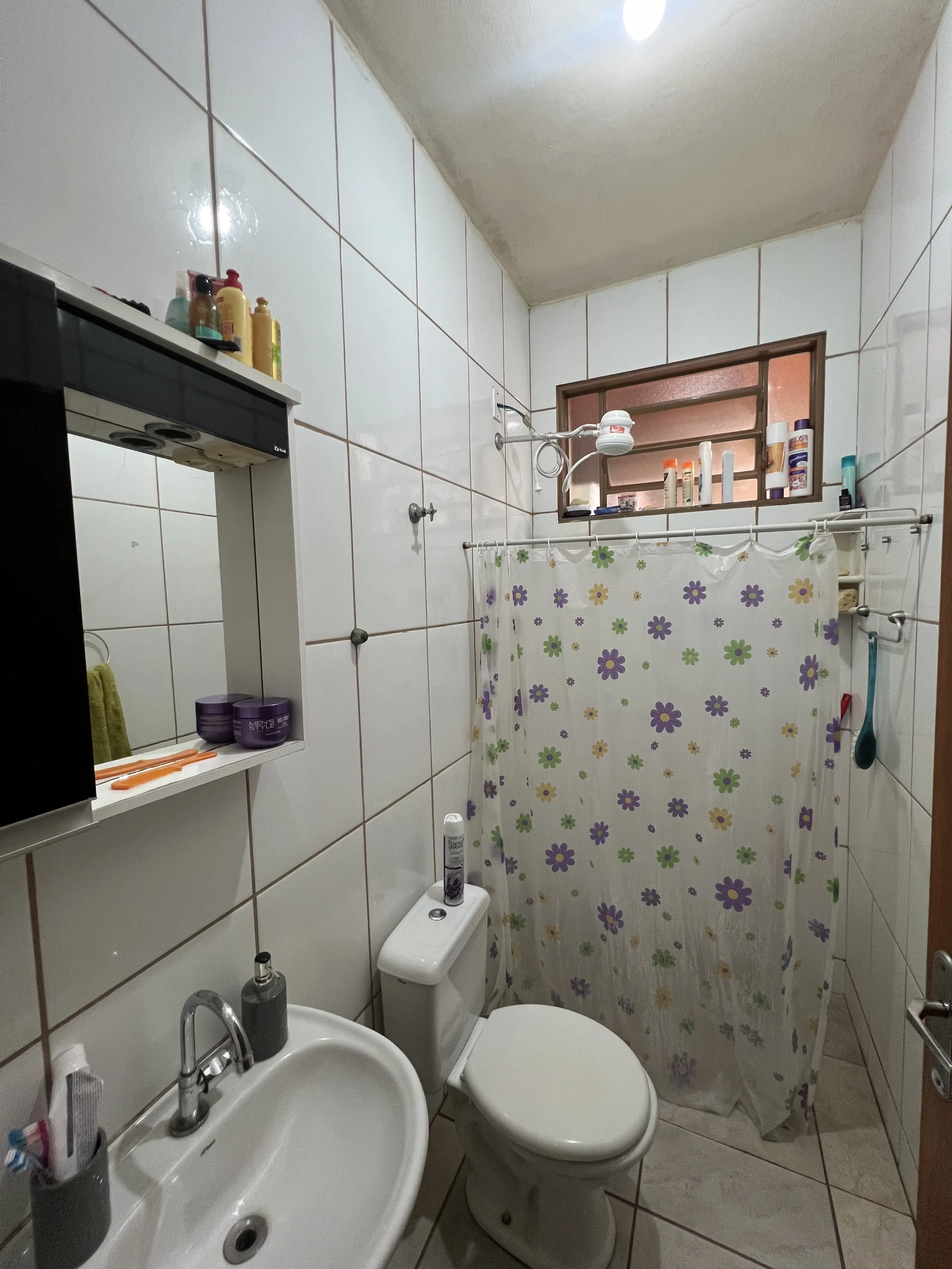 Imagem 4 - Casa em Conjunto Residencial Prefeito Warley Colombini, Araras - SP