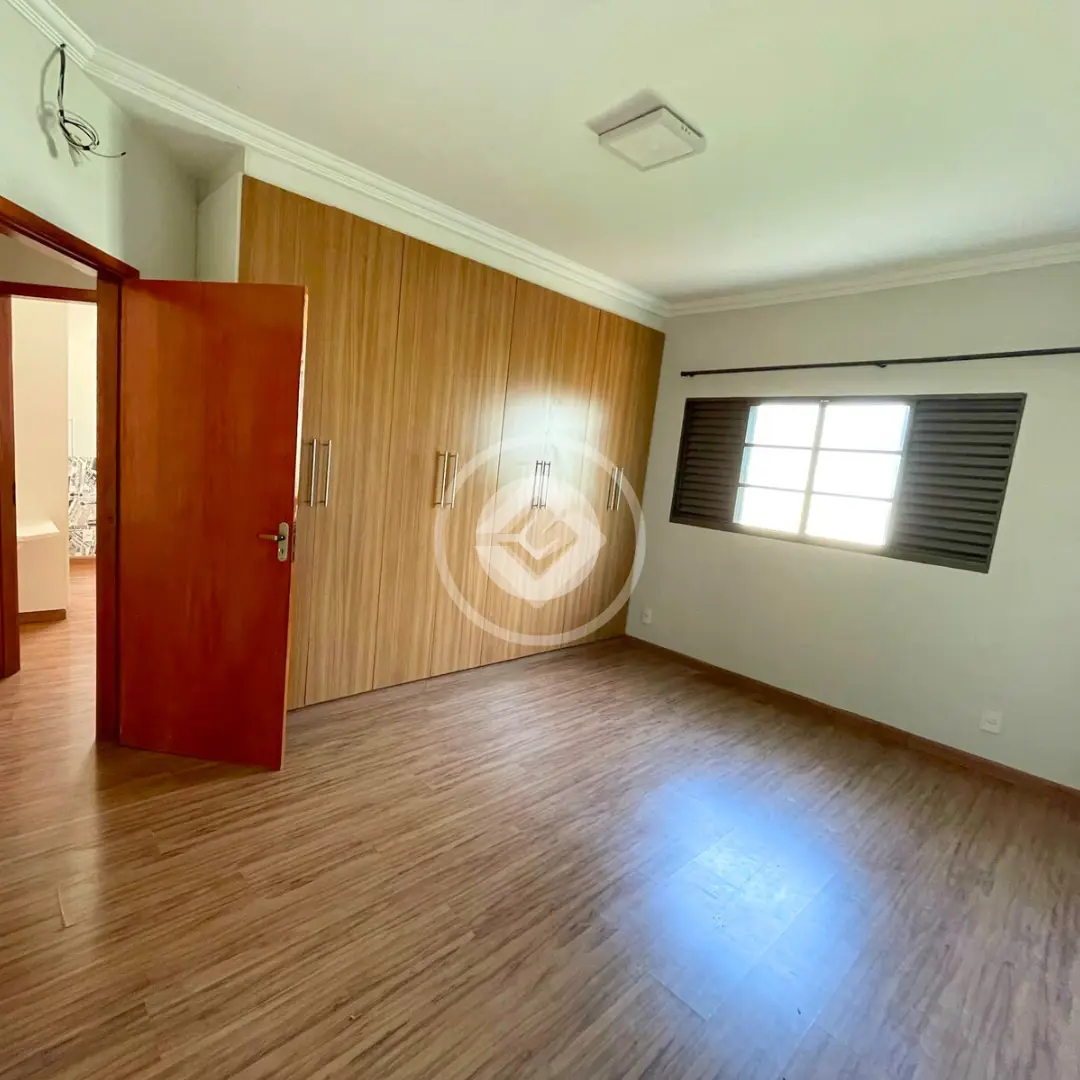 Imagem 4 - Casa em Guilhermina Vieira Chaer, Araxá - MG