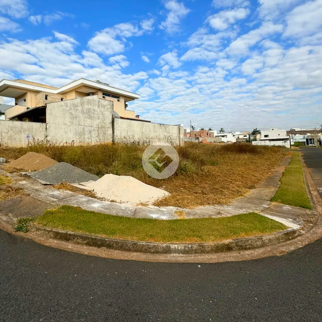 Imagem 2 - Terreno Condomínio em Loteamento Residencial Villágio I, Araxá - MG
