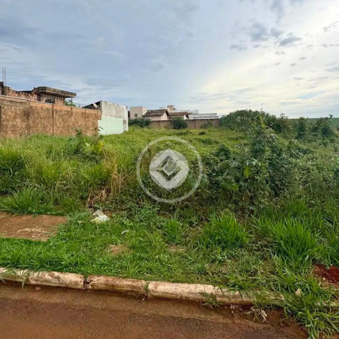 Imagem 1 - Terreno em Loteamento Fenícia, Araxá - MG