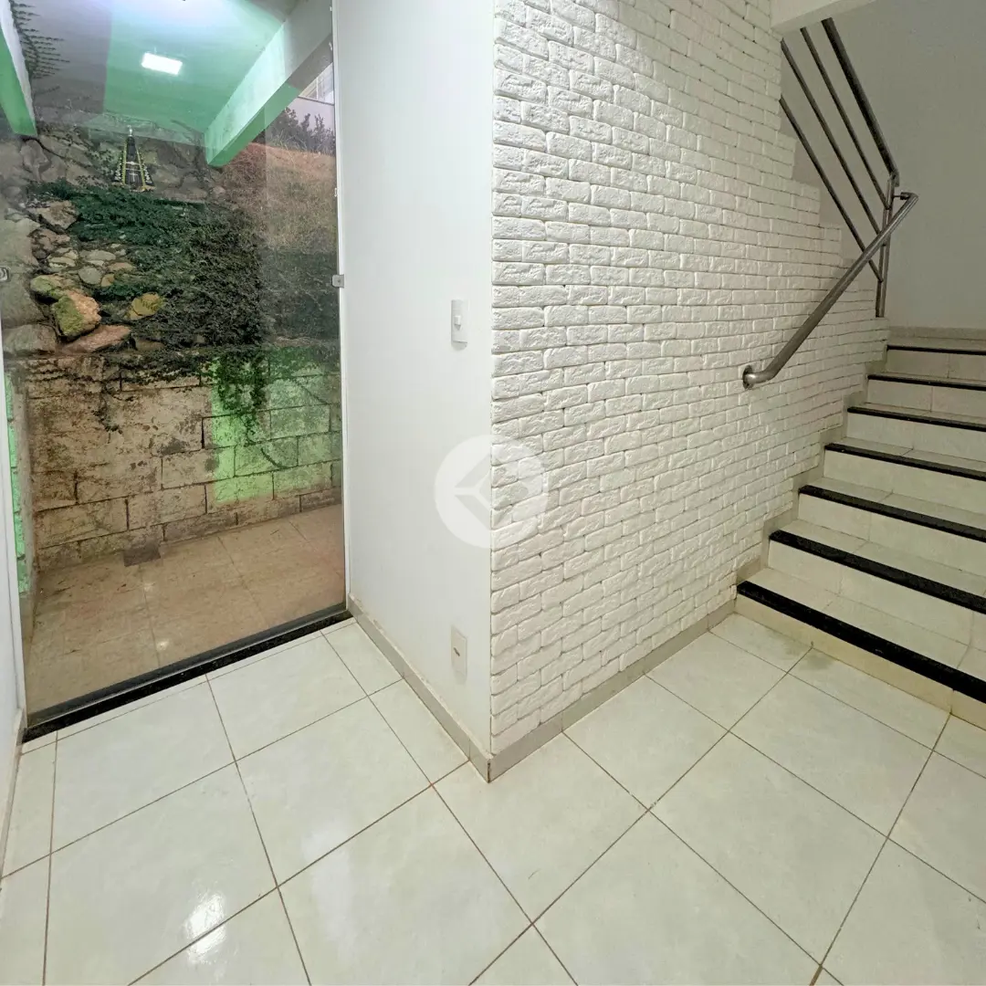 Imagem 4 - Casa em Guilhermina Vieira Chaer, Araxá - MG