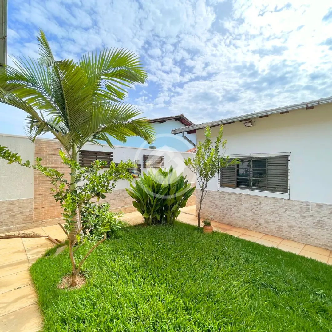 Imagem 6 - Casa em Guilhermina Vieira Chaer, Araxá - MG