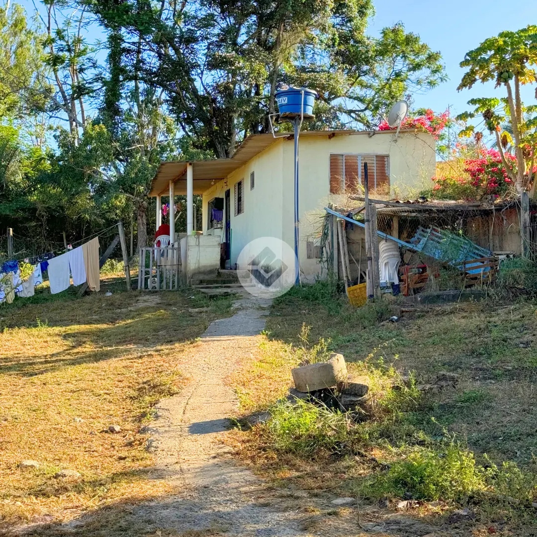 Imagem 2 - Sítio em Amazonas, Araxá - MG