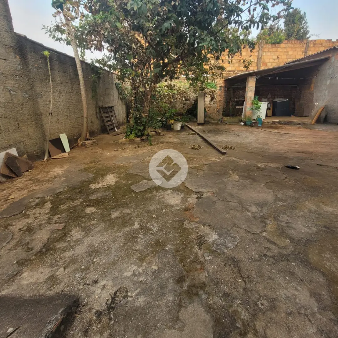 Imagem 1 - Casa em Vila Santa Terezinha, Araxá - MG