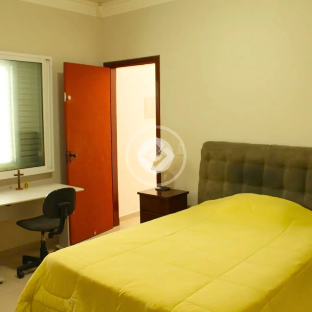 Imagem 1 - Casa em Guilhermina Vieira Chaer, Araxá - MG