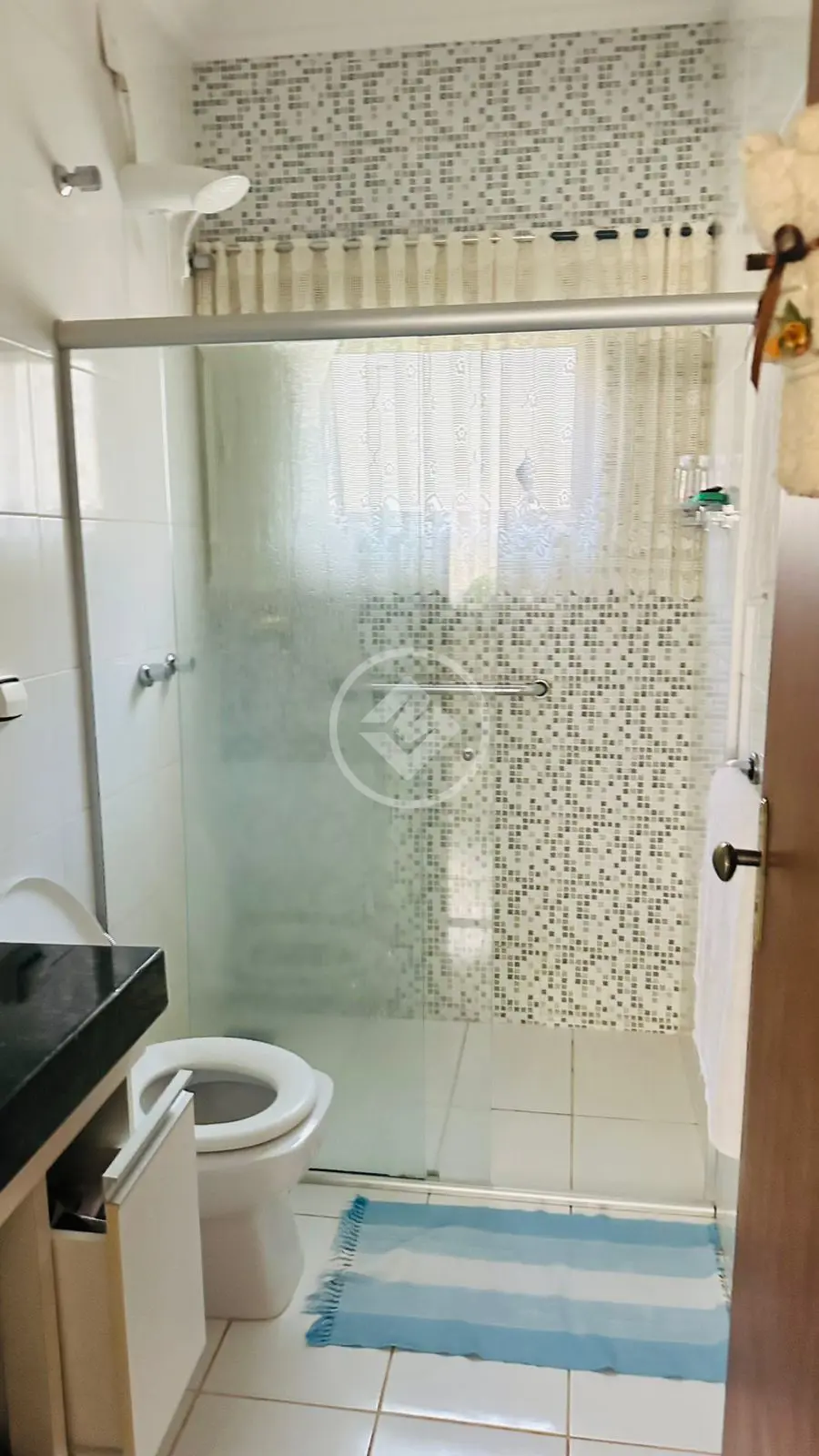 Imagem 3 - Casa em Guilhermina Vieira Chaer, Araxá - MG