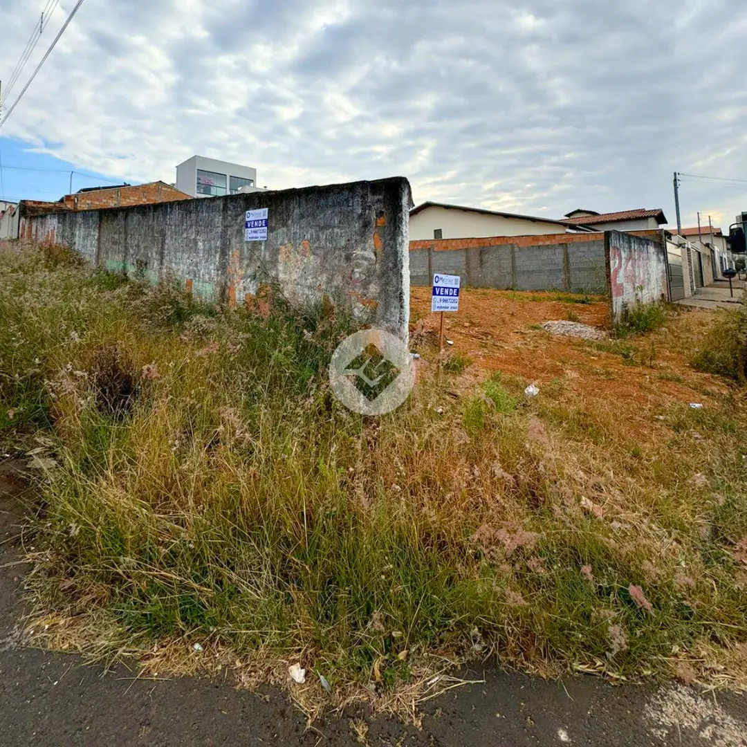Imagem 2 - Terreno em Vila Silvéria, Araxá - MG