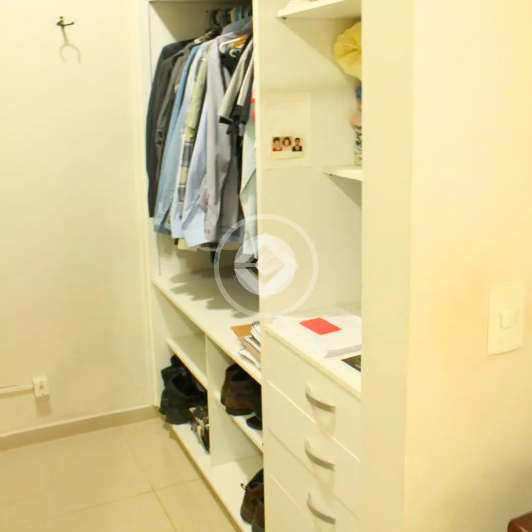 Imagem 4 - Casa em Guilhermina Vieira Chaer, Araxá - MG