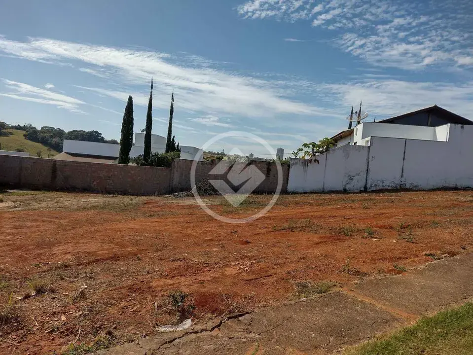 Imagem 1 - Terreno Condomínio em Loteamento Residencial Villágio I, Araxá - MG