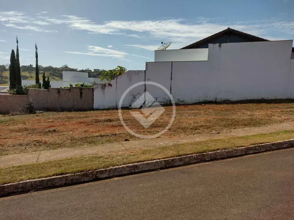 Imagem 1 - Terreno Condomínio em Loteamento Residencial Villágio I, Araxá - MG