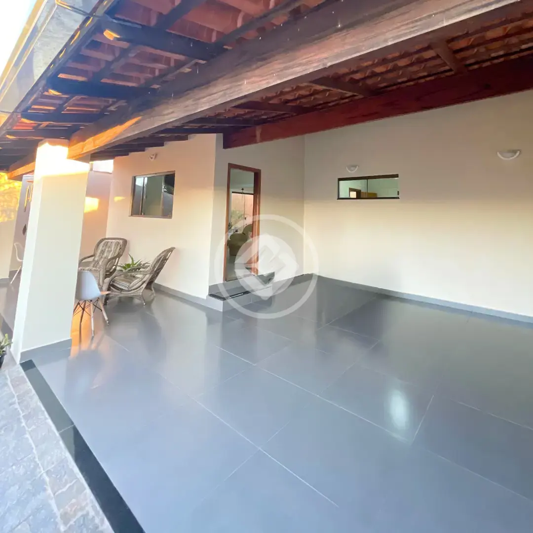 Image 2 - Casa em Guilhermina Vieira Chaer, Araxá - MG