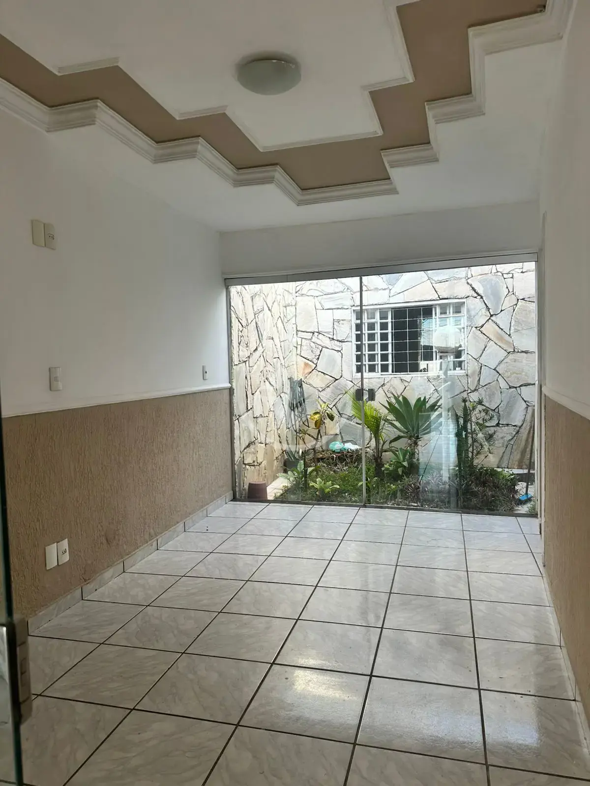 Image 2 - Casa em Centro, Araxá - MG