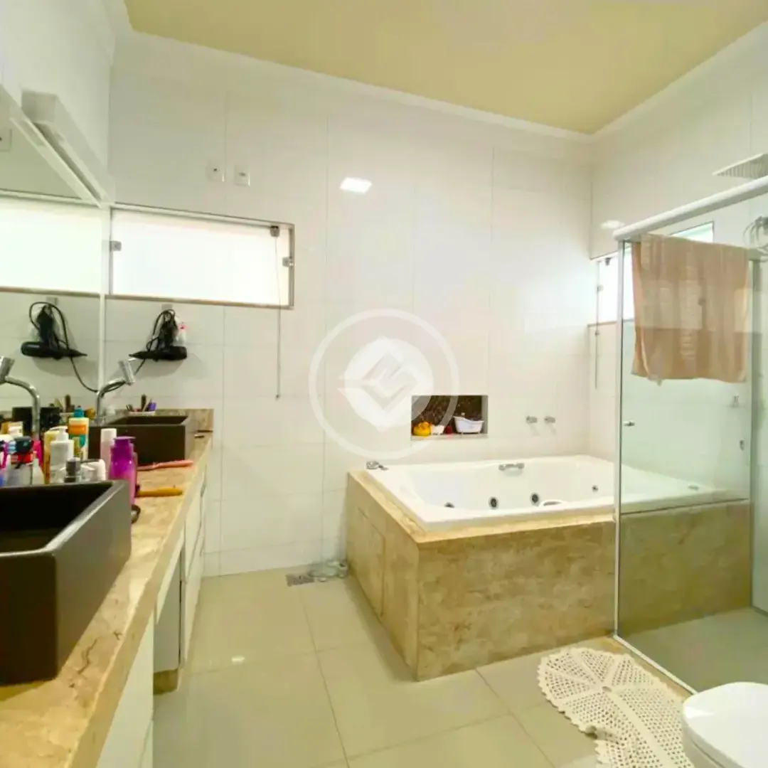 Imagem 6 - Casa em Guilhermina Vieira Chaer, Araxá - MG