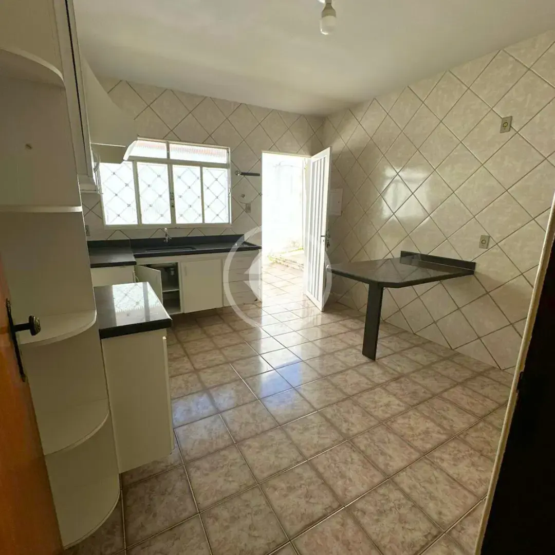 Imagem 3 - Casa em Vila Santa Terezinha, Araxá - MG
