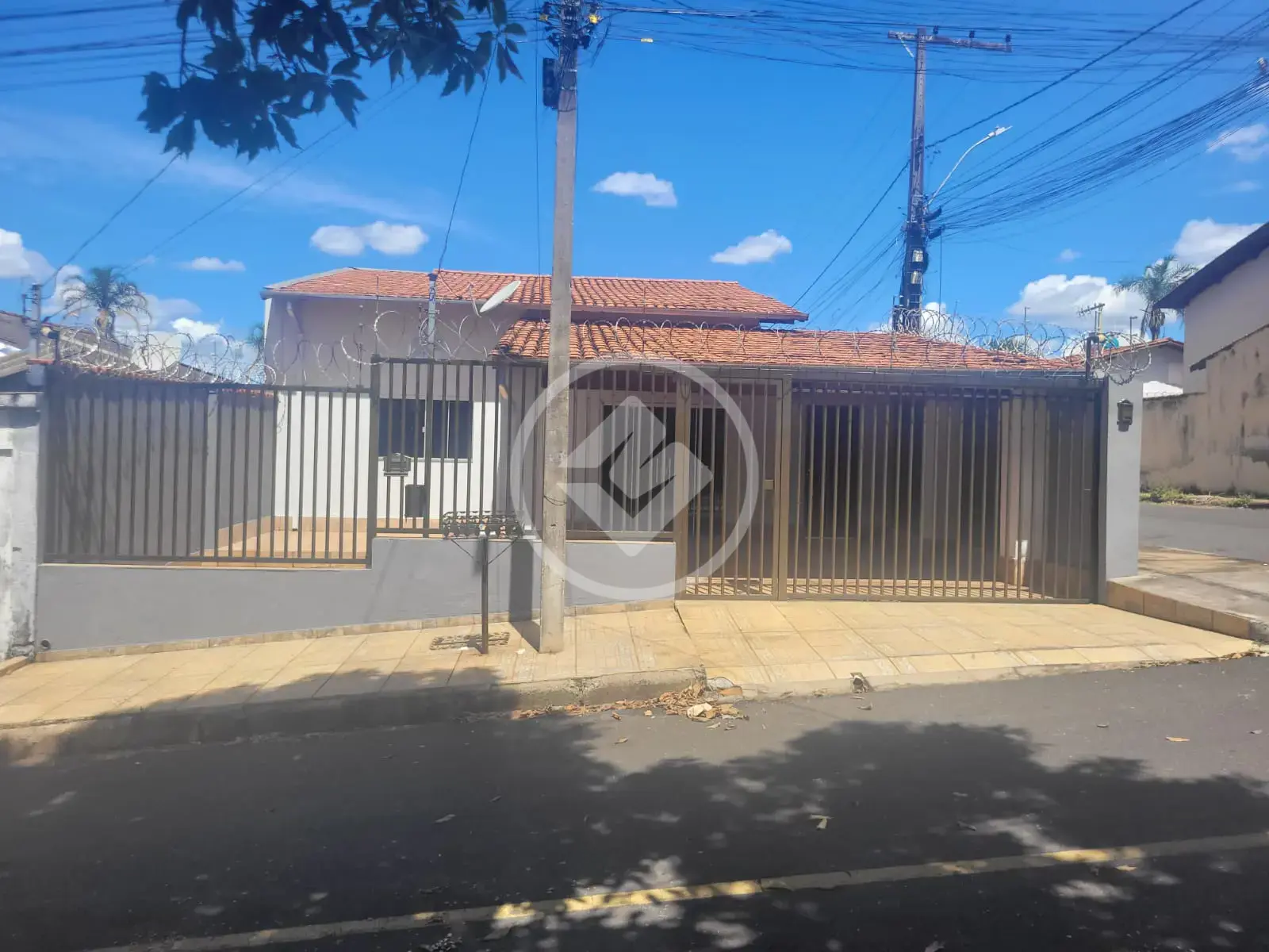 Imagem 1 - Casa em Domingos Zema, Araxá - MG