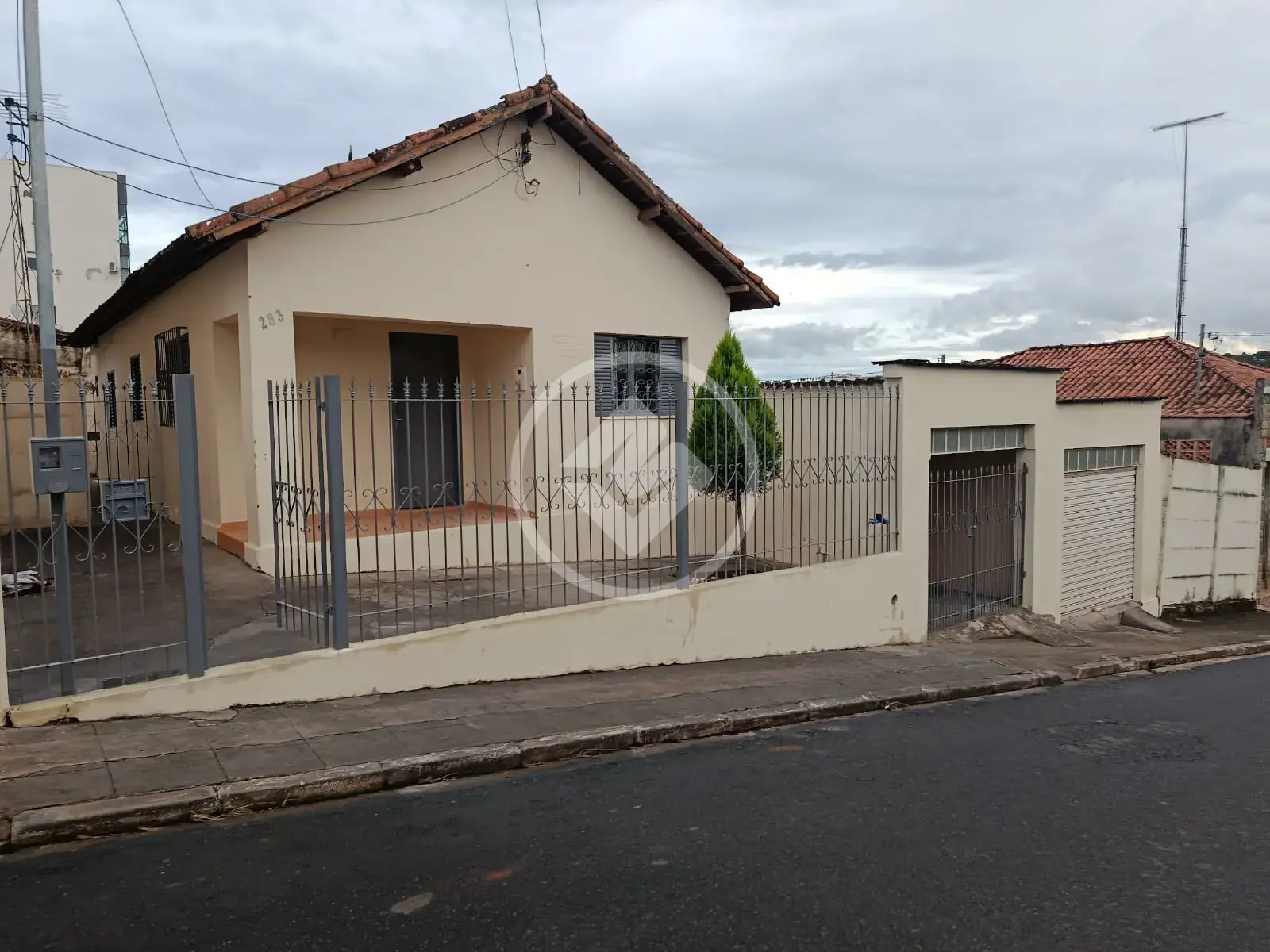 Imagem 1 - Casa em Centro, Araxá - MG