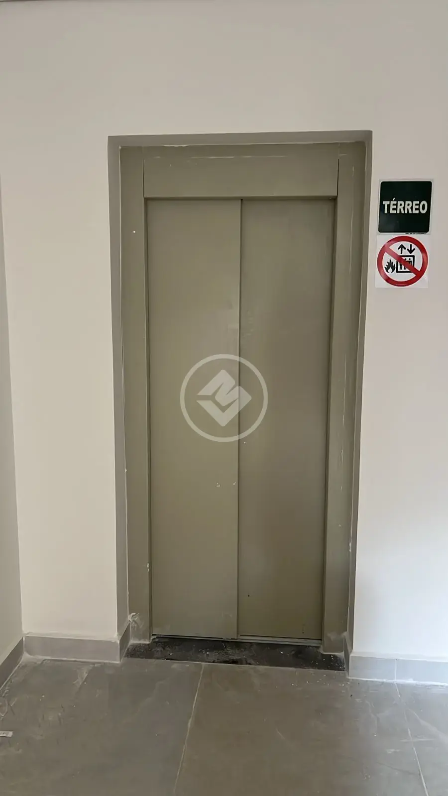 Imagem 1 - Apartamento em Guilhermina Vieira Chaer, Araxá - MG