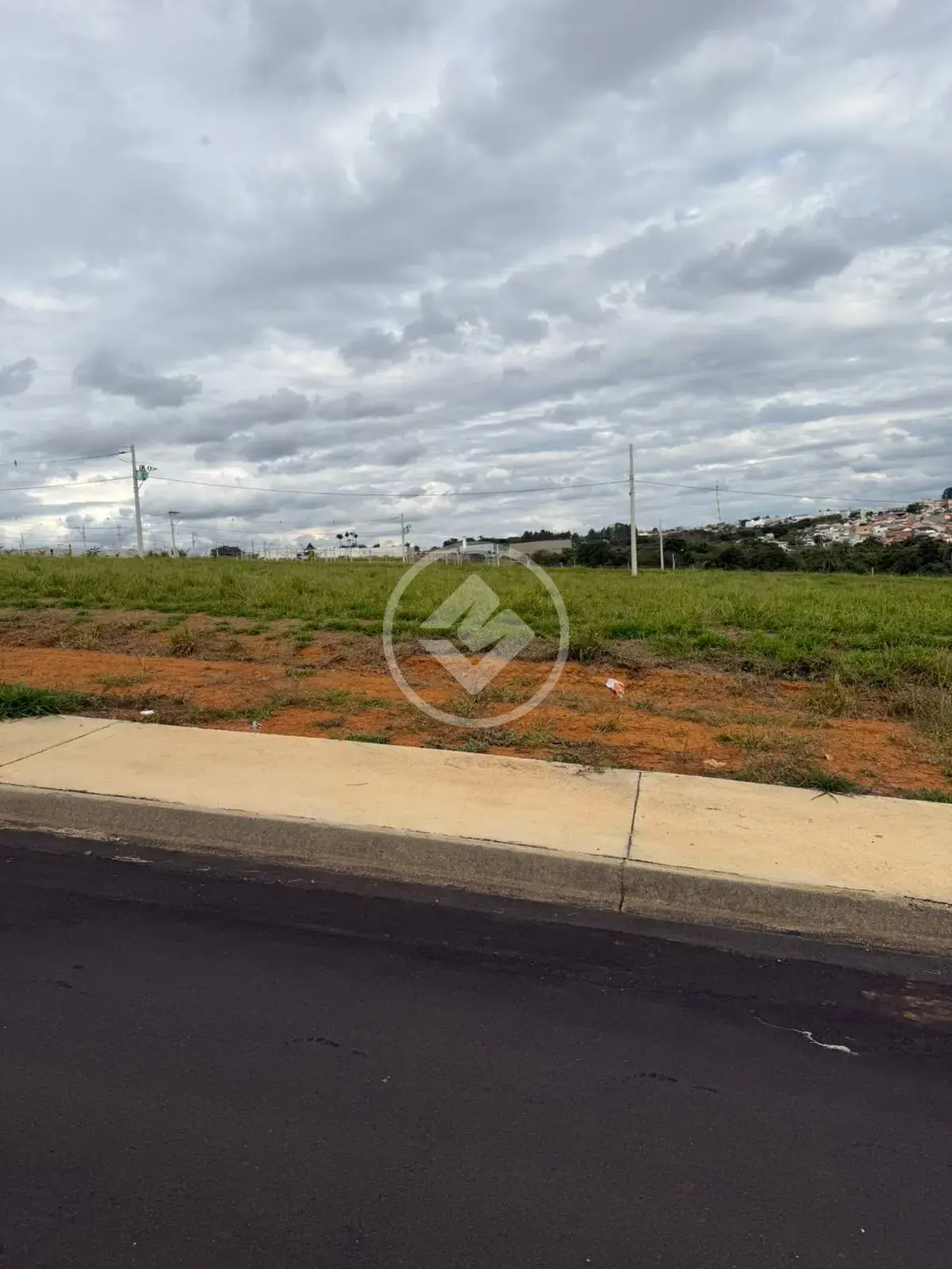 Imagem 2 - Terreno em Guilhermina Vieira Chaer, Araxá - MG