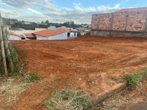 Terreno Loteamento Novo Pão de Açucar, Araxá - MG — foto 1