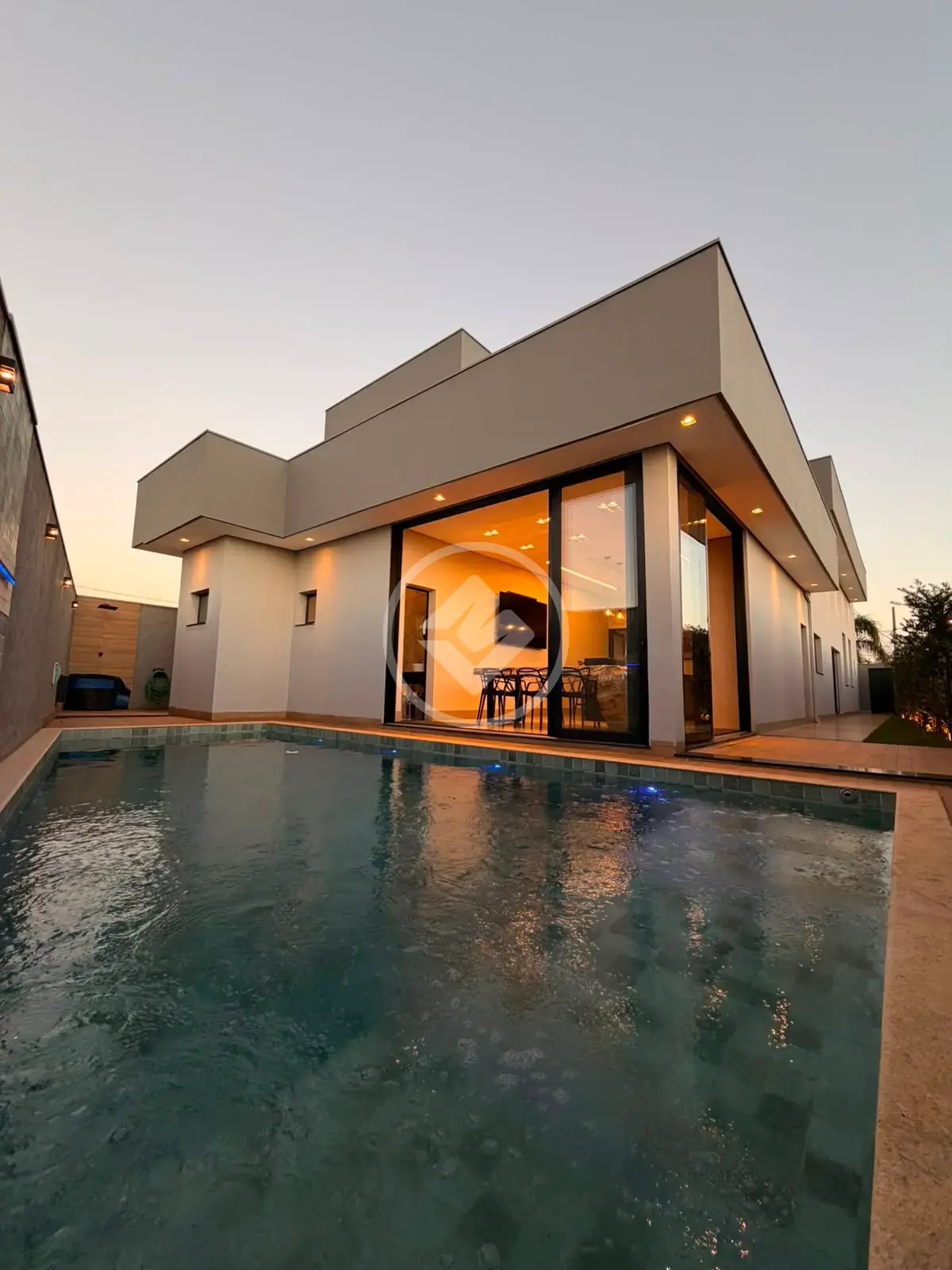 Imagem 1 - Casa Condomínio em Villa das Artes, Araxá - MG