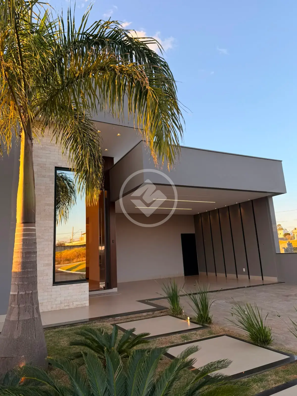 Image 2 - Casa Condomínio em Villa das Artes, Araxá - MG