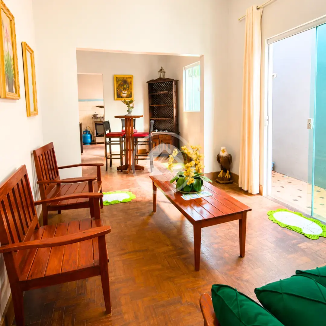 Image 2 - Casa em Centro, Araxá - MG