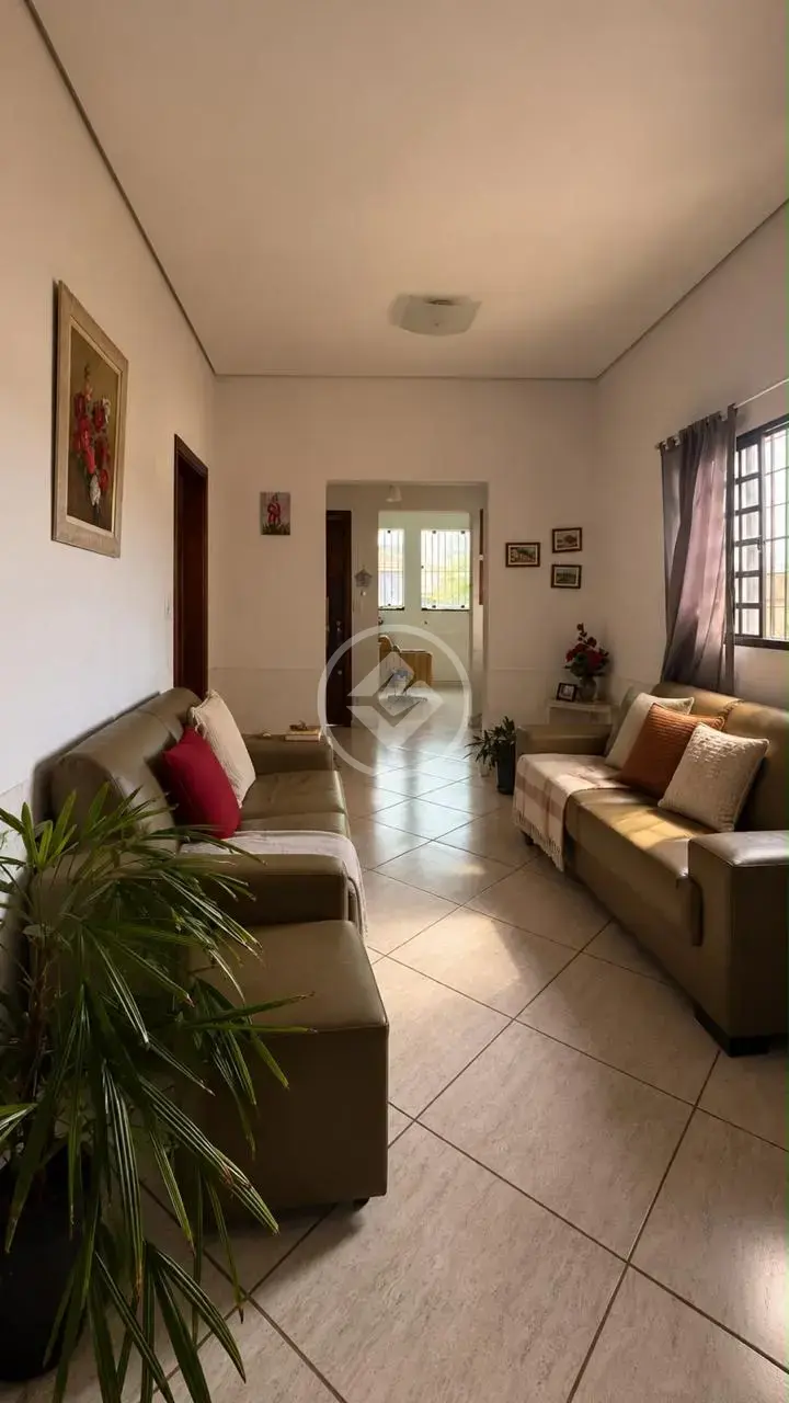 Image 2 - Casa em Vila São Pedro, Araxá - MG