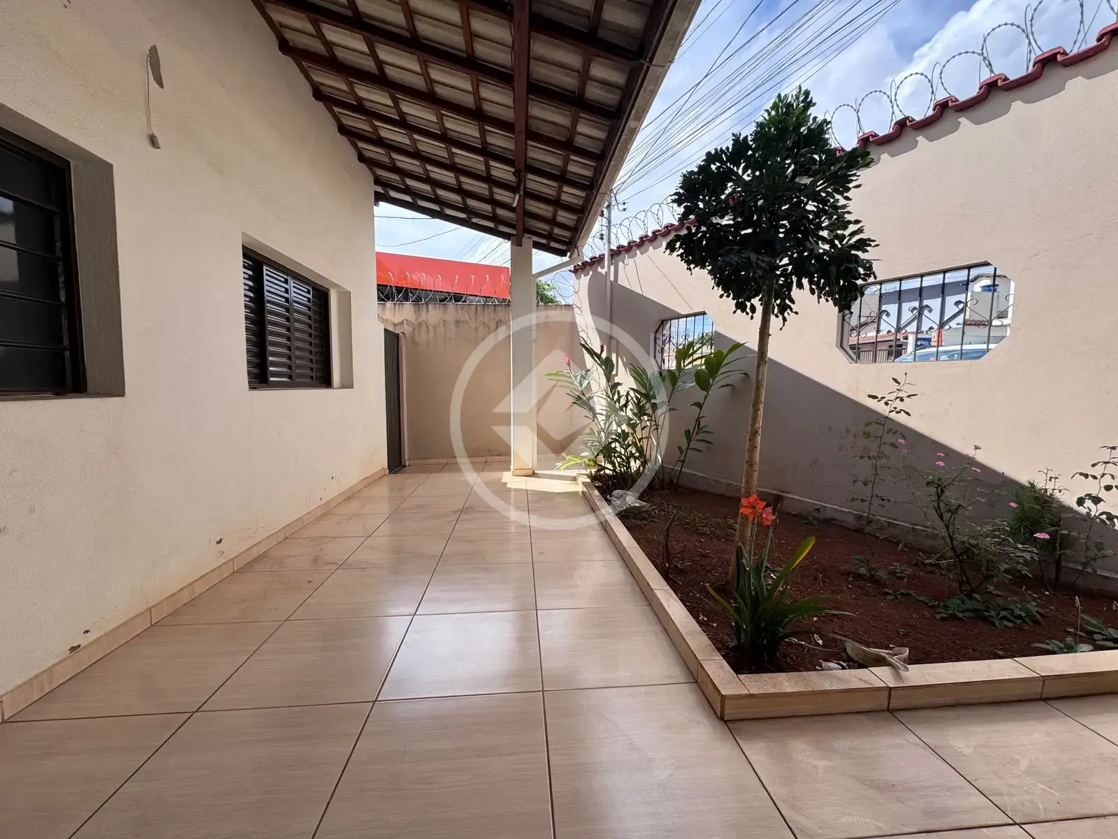 Image 2 - Casa em Centro, Araxá - MG