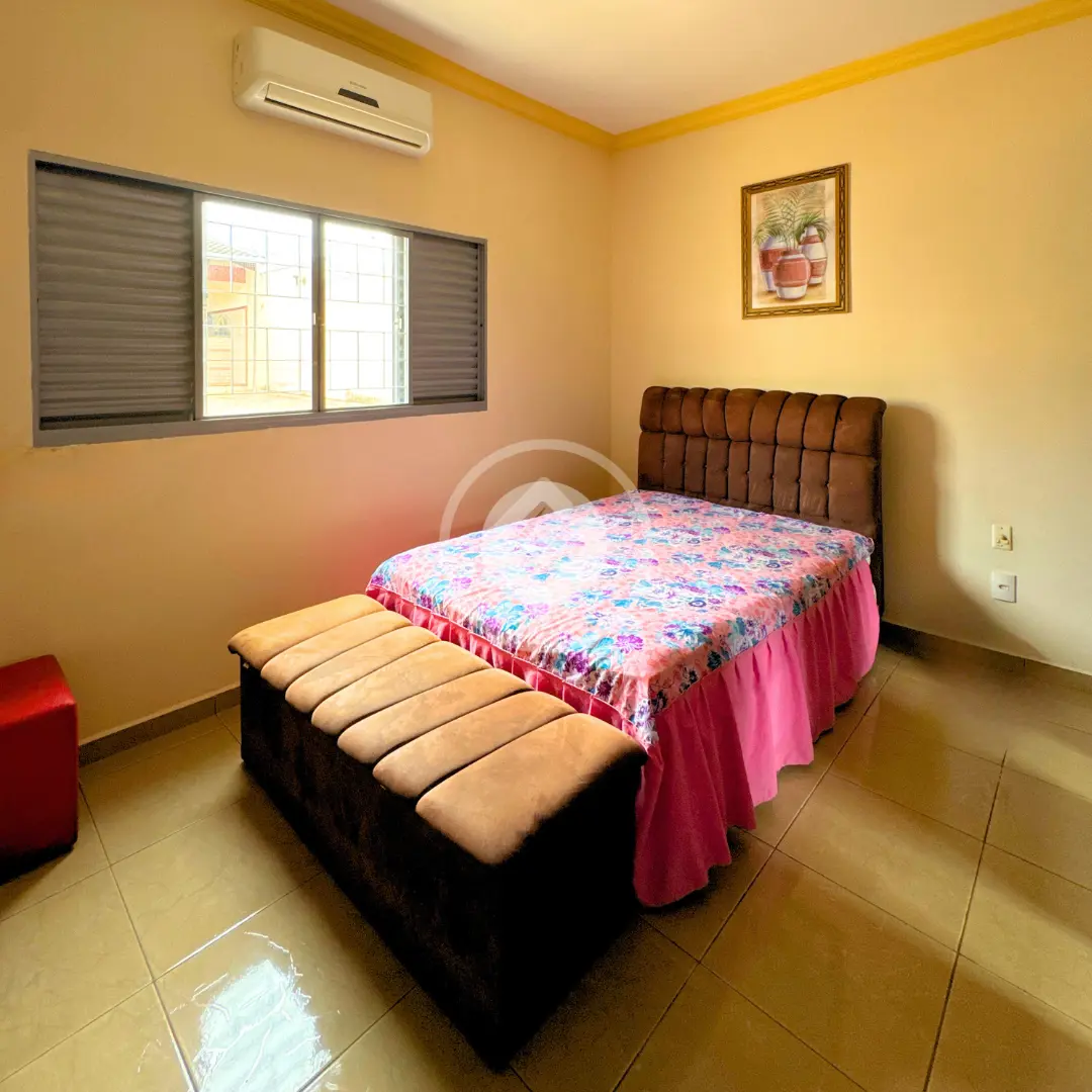 Imagem 1 - Casa em Guilhermina Vieira Chaer, Araxá - MG