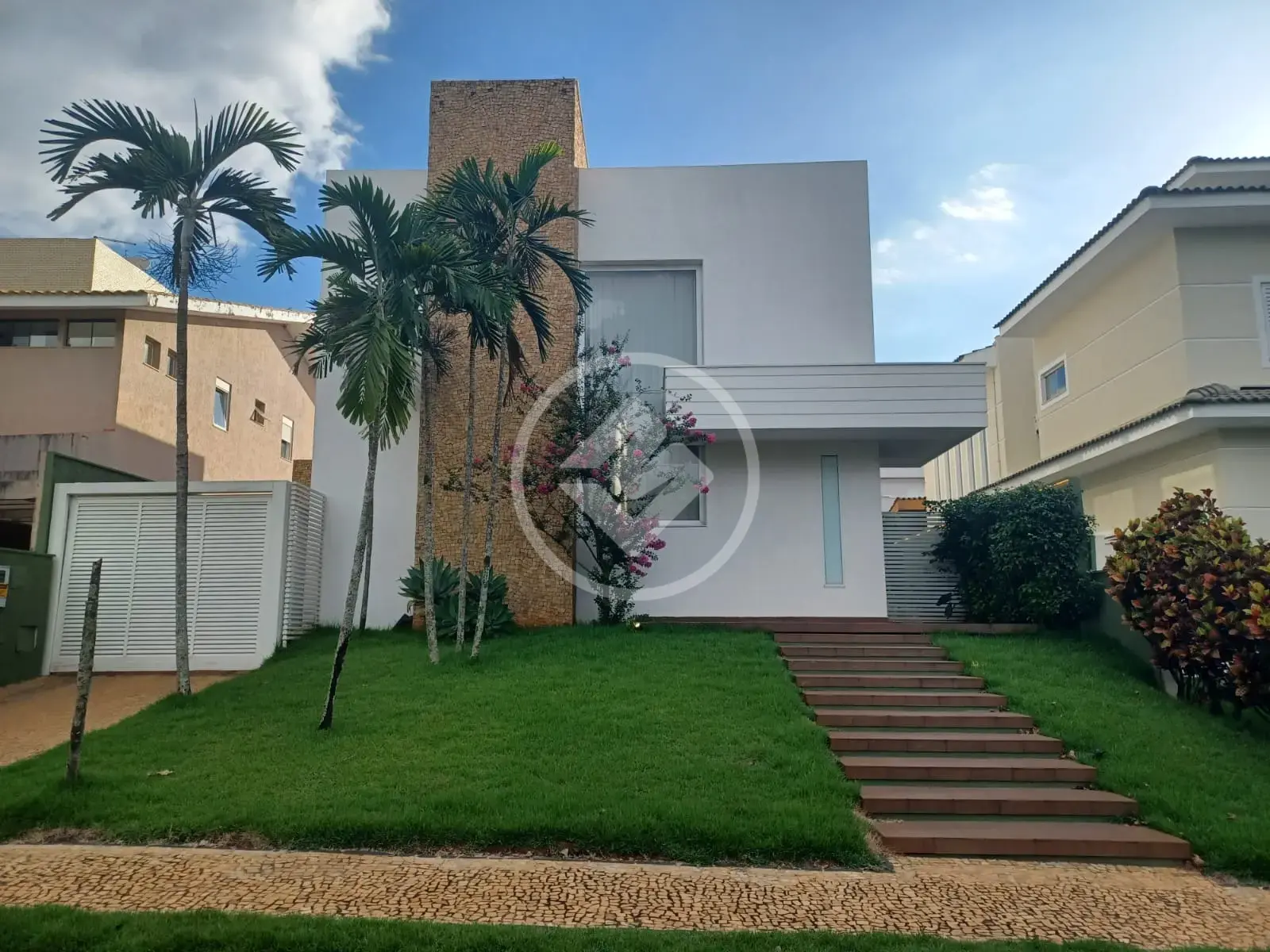 Image 2 - Sobrado Em Condomínio em Jardins Atenas, Goiânia - GO