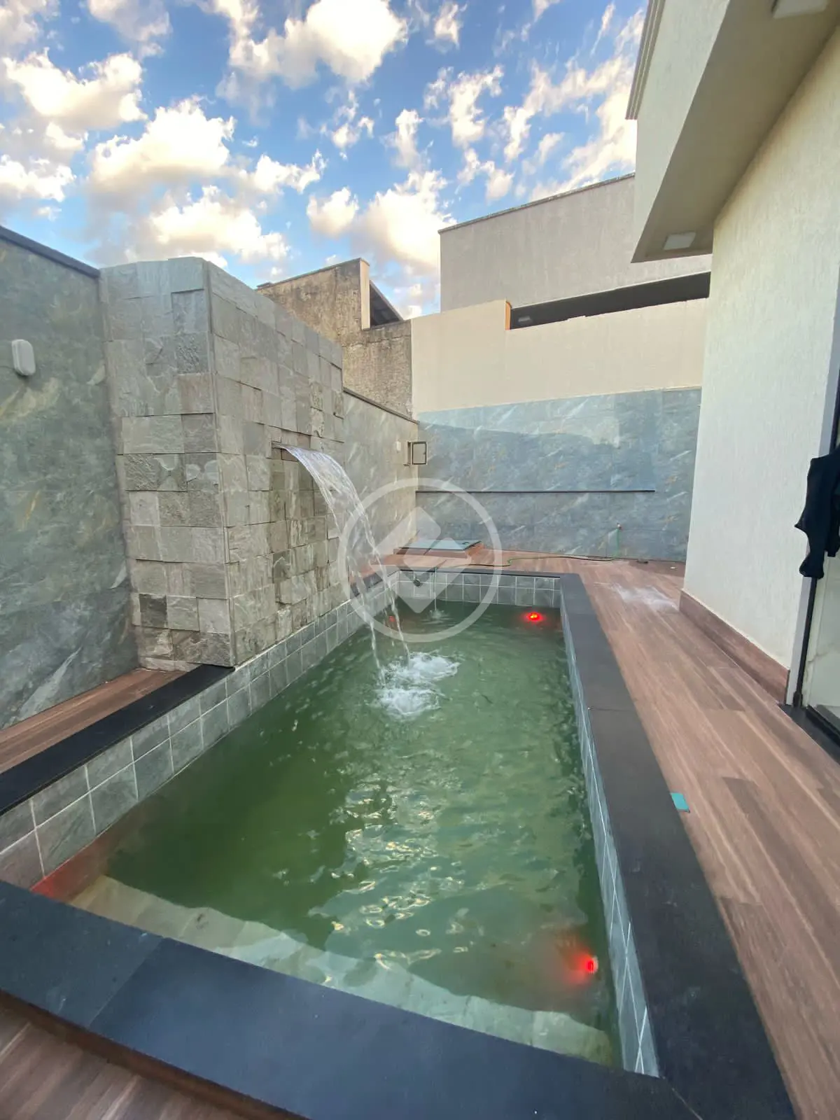 Imagem 1 - Casa Condomínio em Jardim Veneza, Senador Canedo - GO