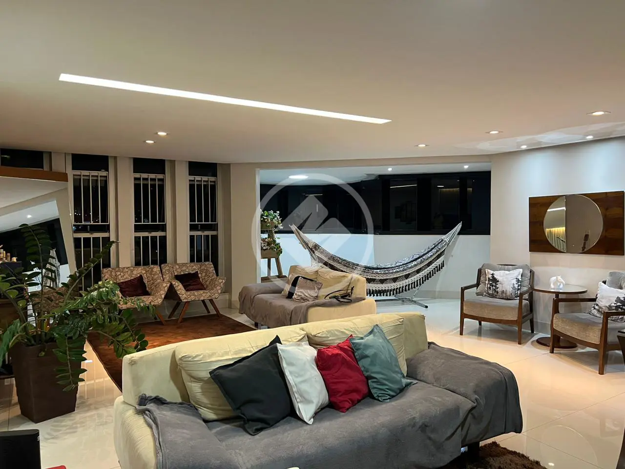 Imagem 2 - Apartamento em Setor Oeste, Goiânia - GO
