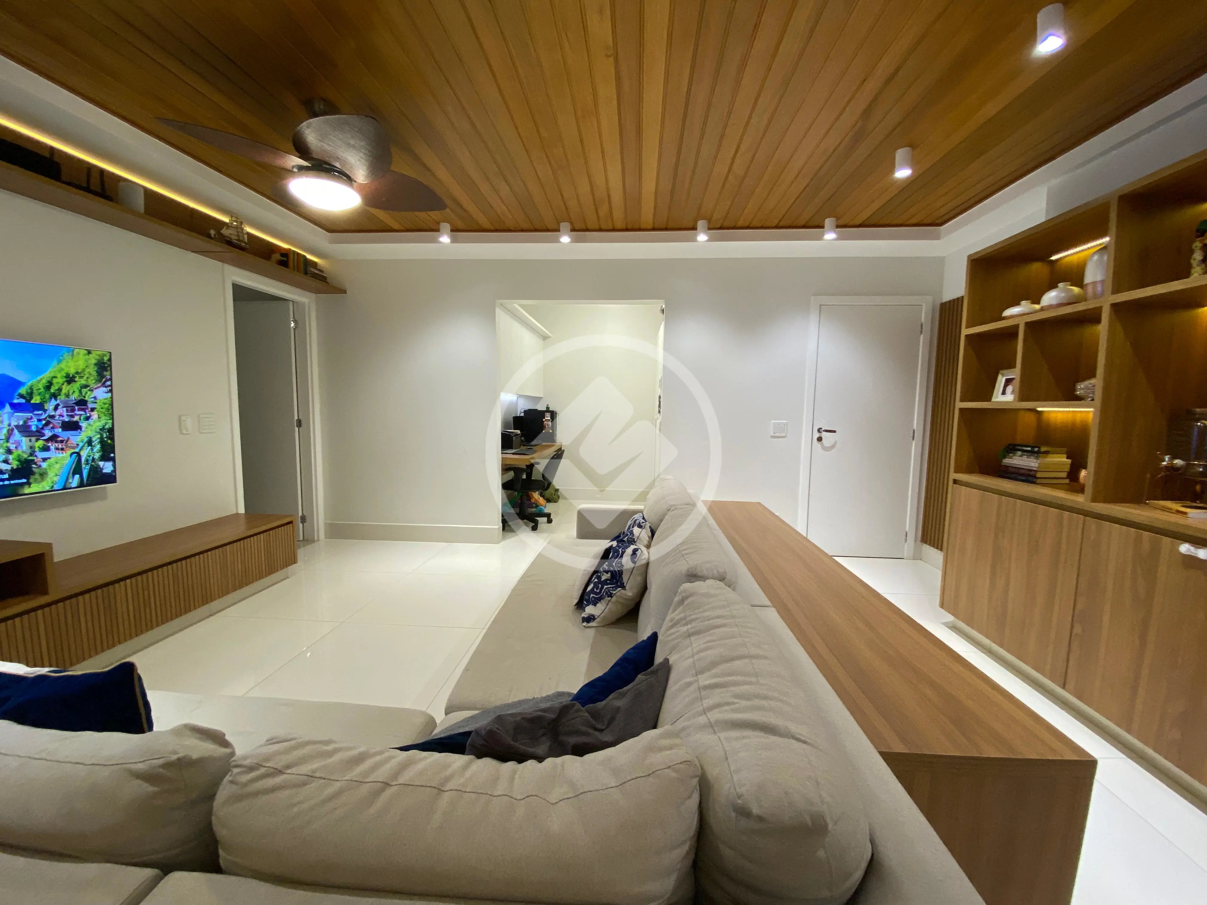 Imagem 3 - Apartamento em PARK LOZANDES, Goiânia - GO