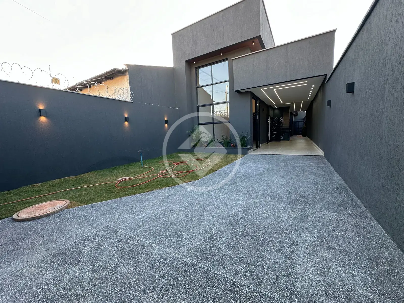 Image 2 - Casa em Jardim Mariliza, Goiânia - GO