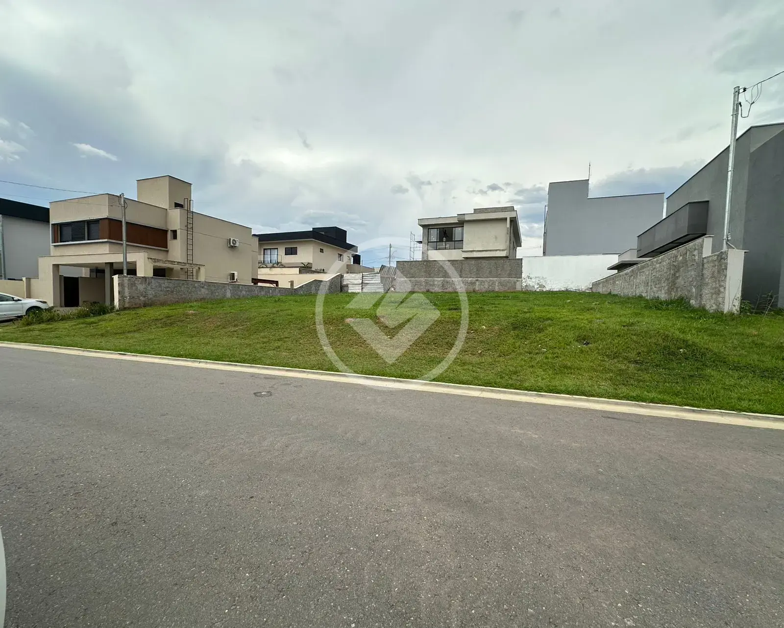 Imagem 1 - Terreno Condomínio em Jardins Bolonha, Senador Canedo - GO