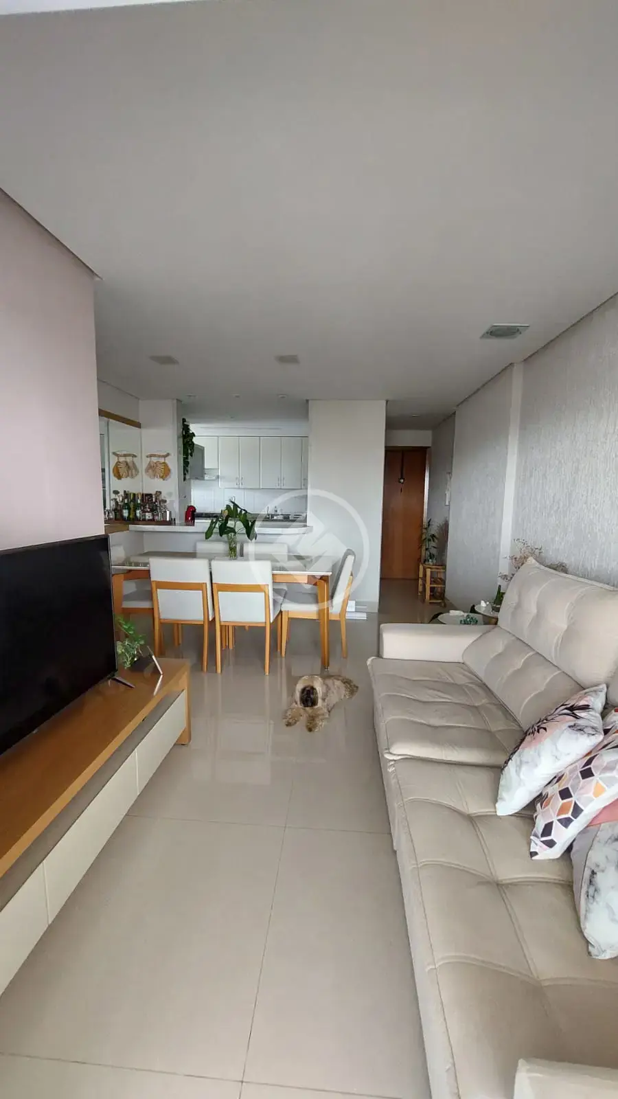 Image 2 - Apartamento em Setor Bueno, Goiânia - GO