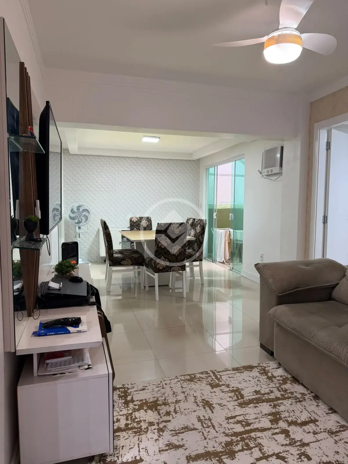 Image 2 - Apartamento em PIONEIROS, Balneário Camboriú - SC