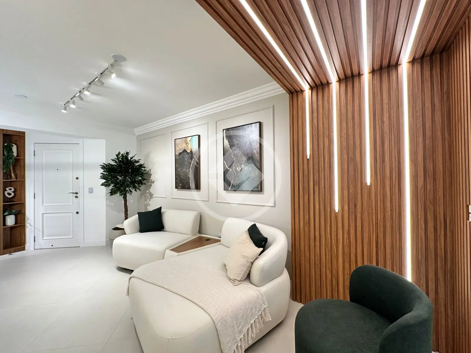Imagem 1 - Apartamento em PIONEIROS, Balneário Camboriú - SC