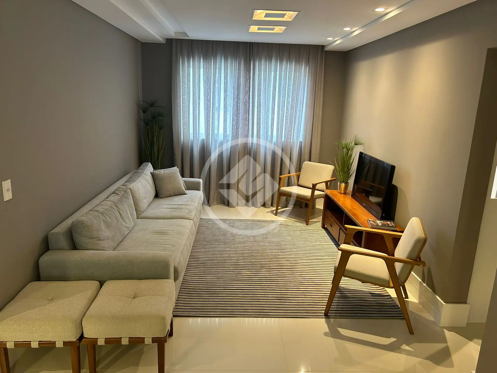 Imagem 1 - Apartamento em PIONEIROS, Balneário Camboriú - SC