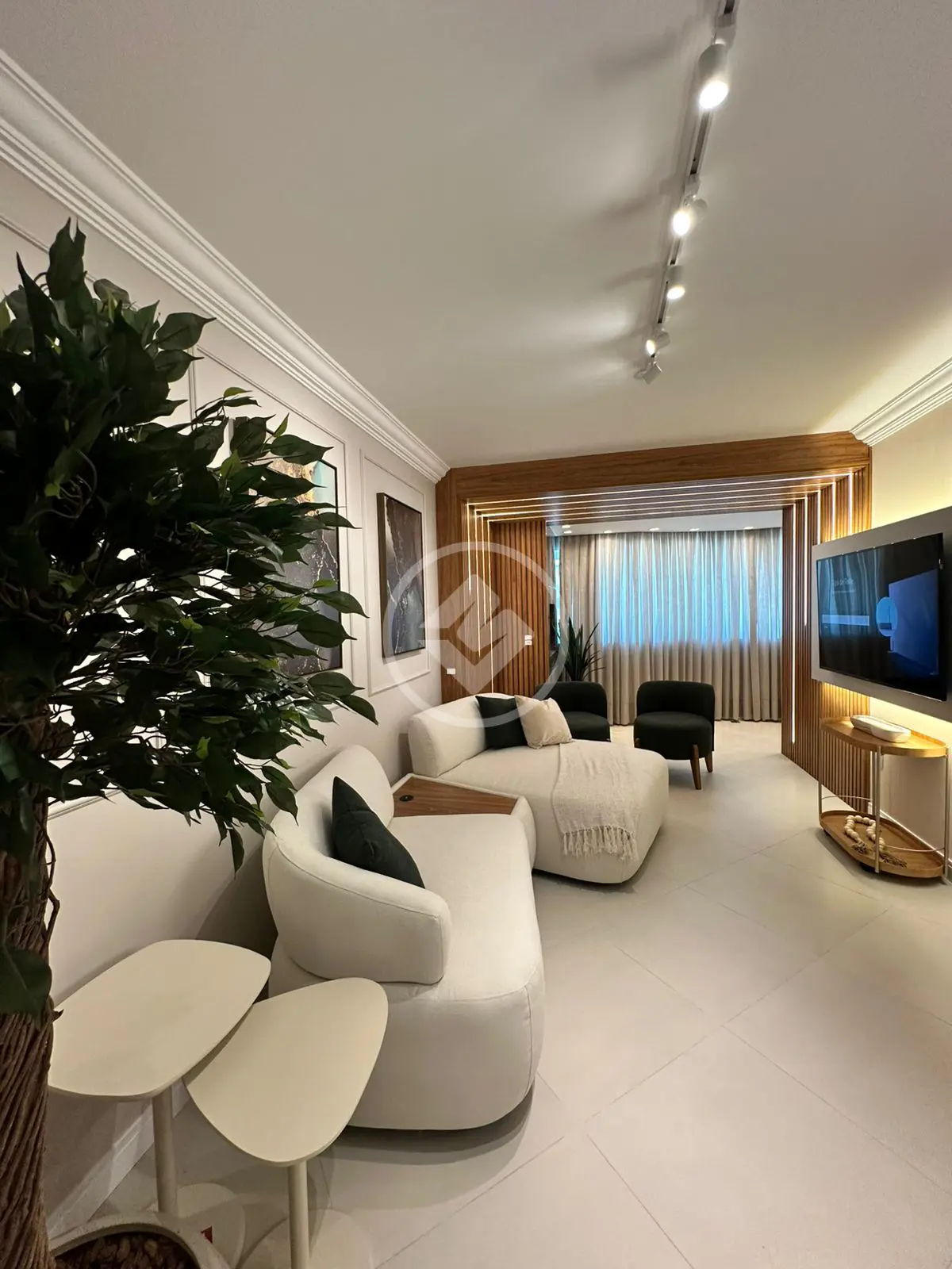 Imagem 2 - Apartamento em PIONEIROS, Balneário Camboriú - SC