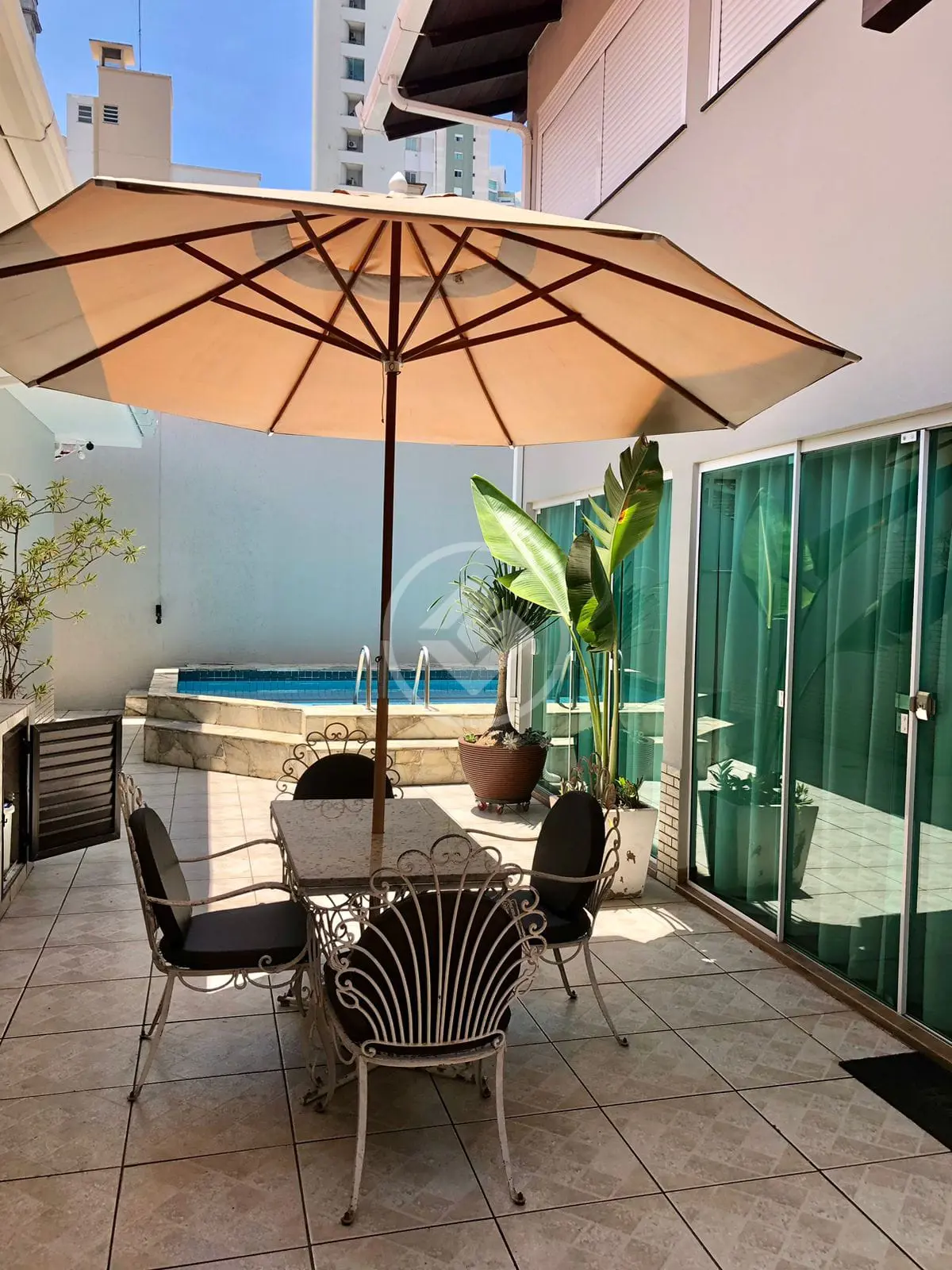 Casa Centro, Balneário Camboriú - SC — foto 1
