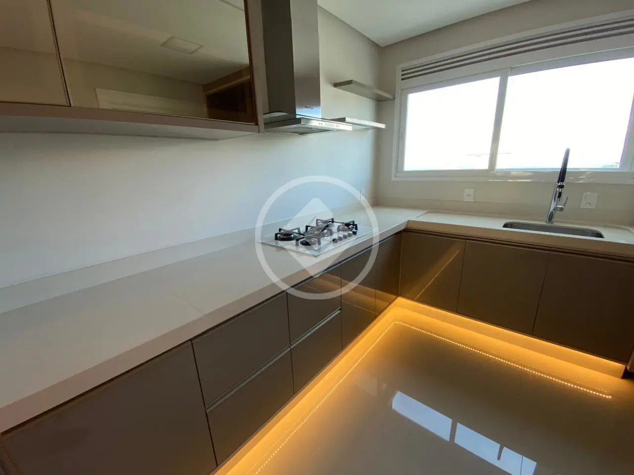 Imagem 2 - Apartamento em CENTRO, Balneário Camboriú - SC