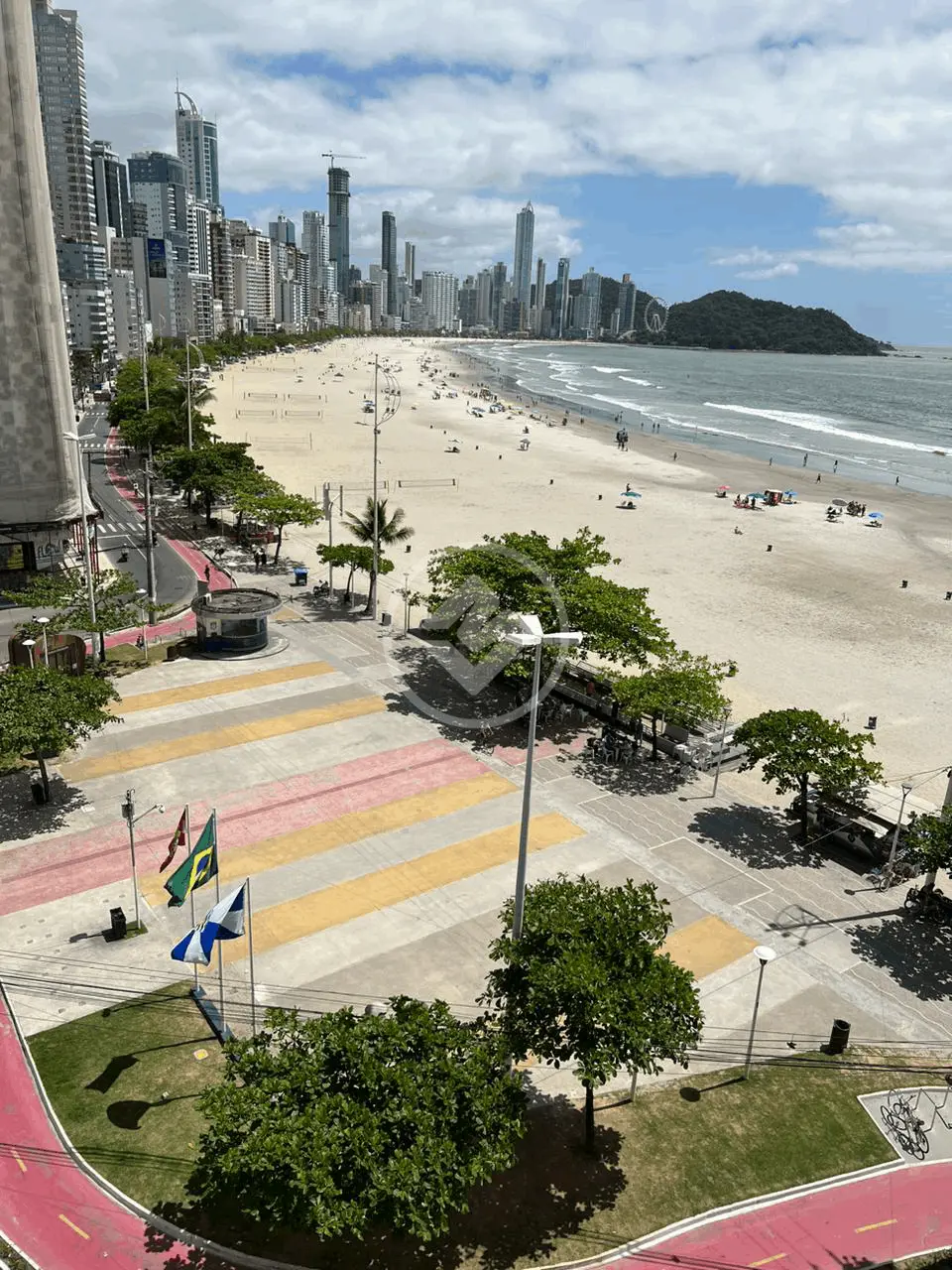 Imagem 2 - Apartamento em CENTRO, Balneário Camboriú - SC