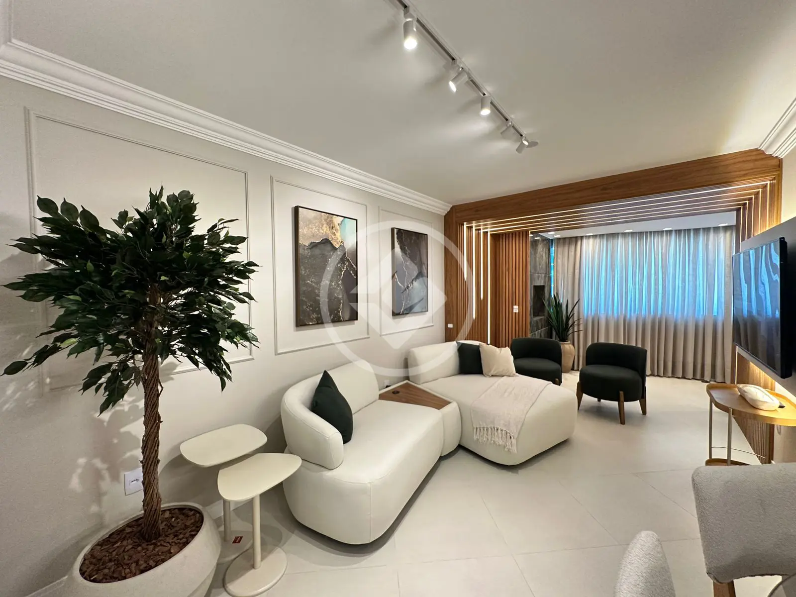 Imagem 1 - Apartamento em PIONEIROS, Balneário Camboriú - SC