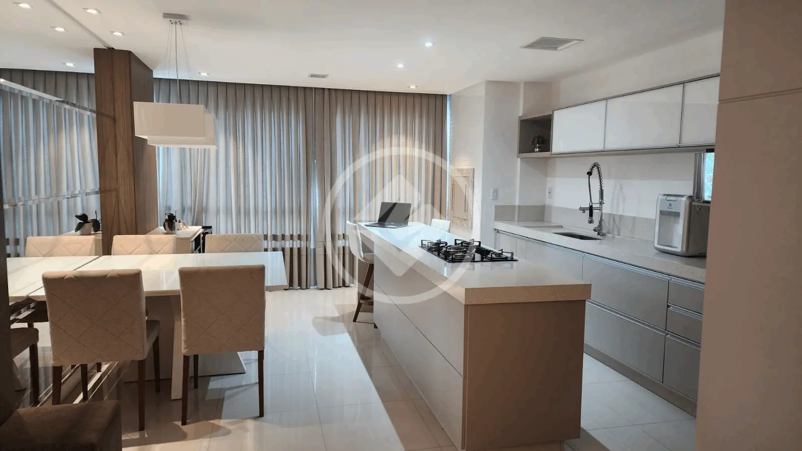 Imagem 1 - Apartamento em Ariribá, Balneário Camboriú - SC