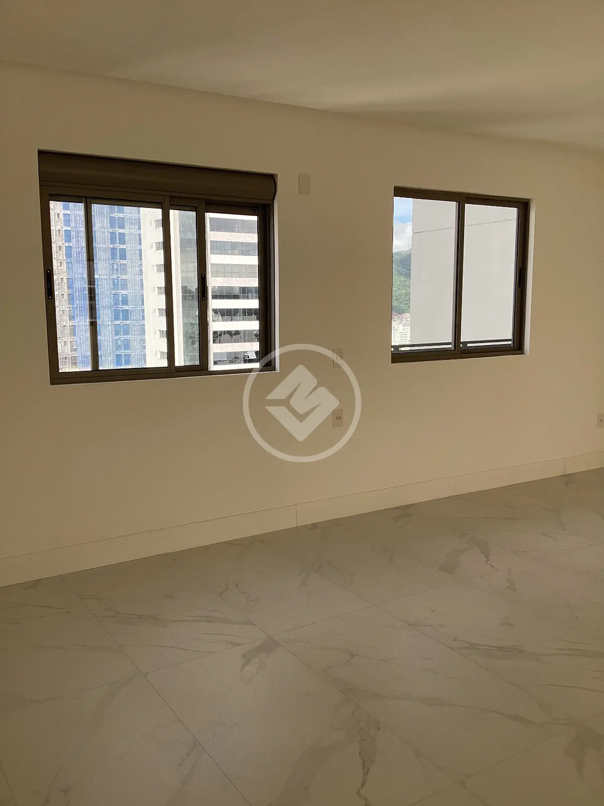 Imagem 2 - Apartamento em PIONEIROS, Balneário Camboriú - SC