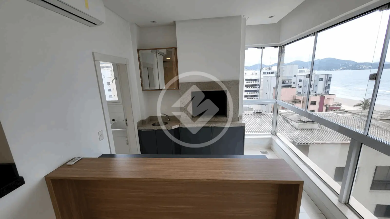 Imagem 2 - Apartamento em Meia Praia, Itapema - SC